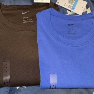 Nike Men's Dri-FIT Tees - Brown and Blue